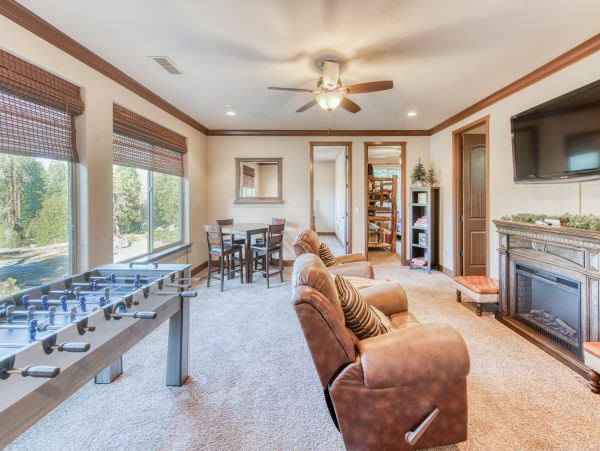 Yosemite Area Home 984628