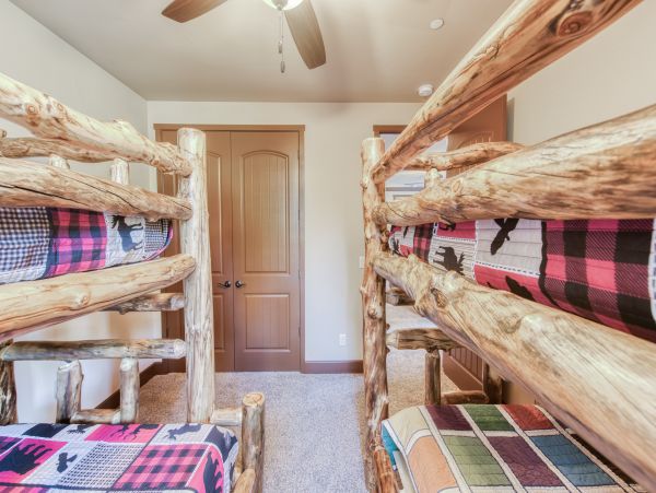 Yosemite Area Home 984628