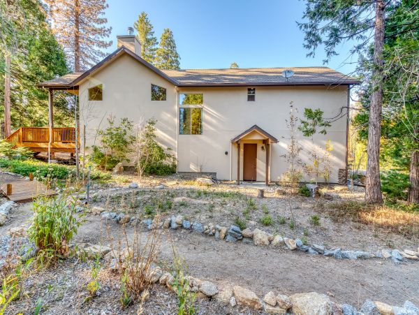 Yosemite Area Home 984628