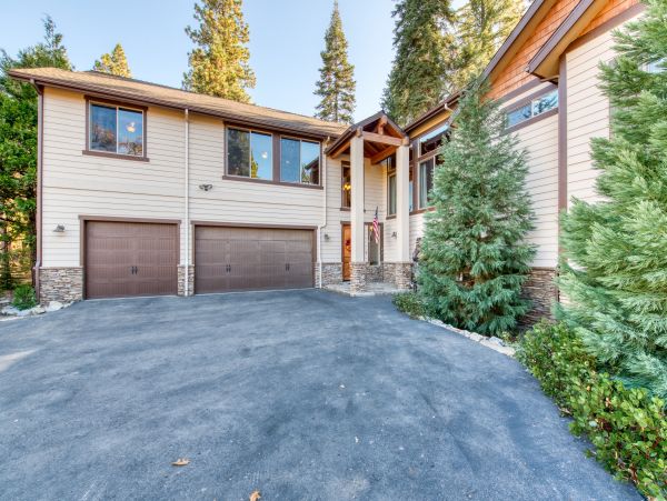 Yosemite Area Home 984628
