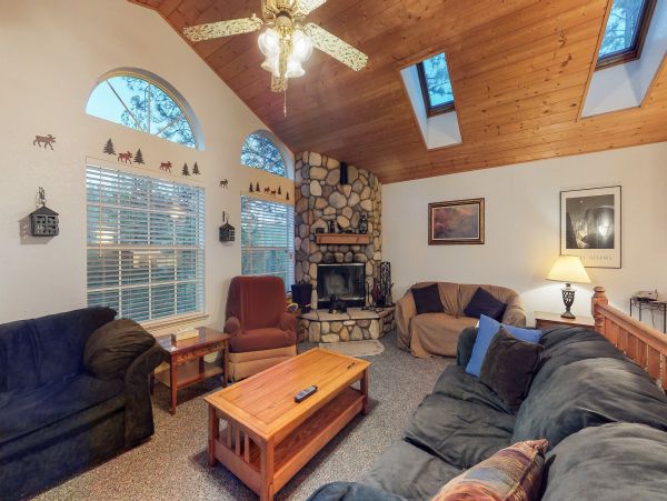 Yosemite Area Home 984630