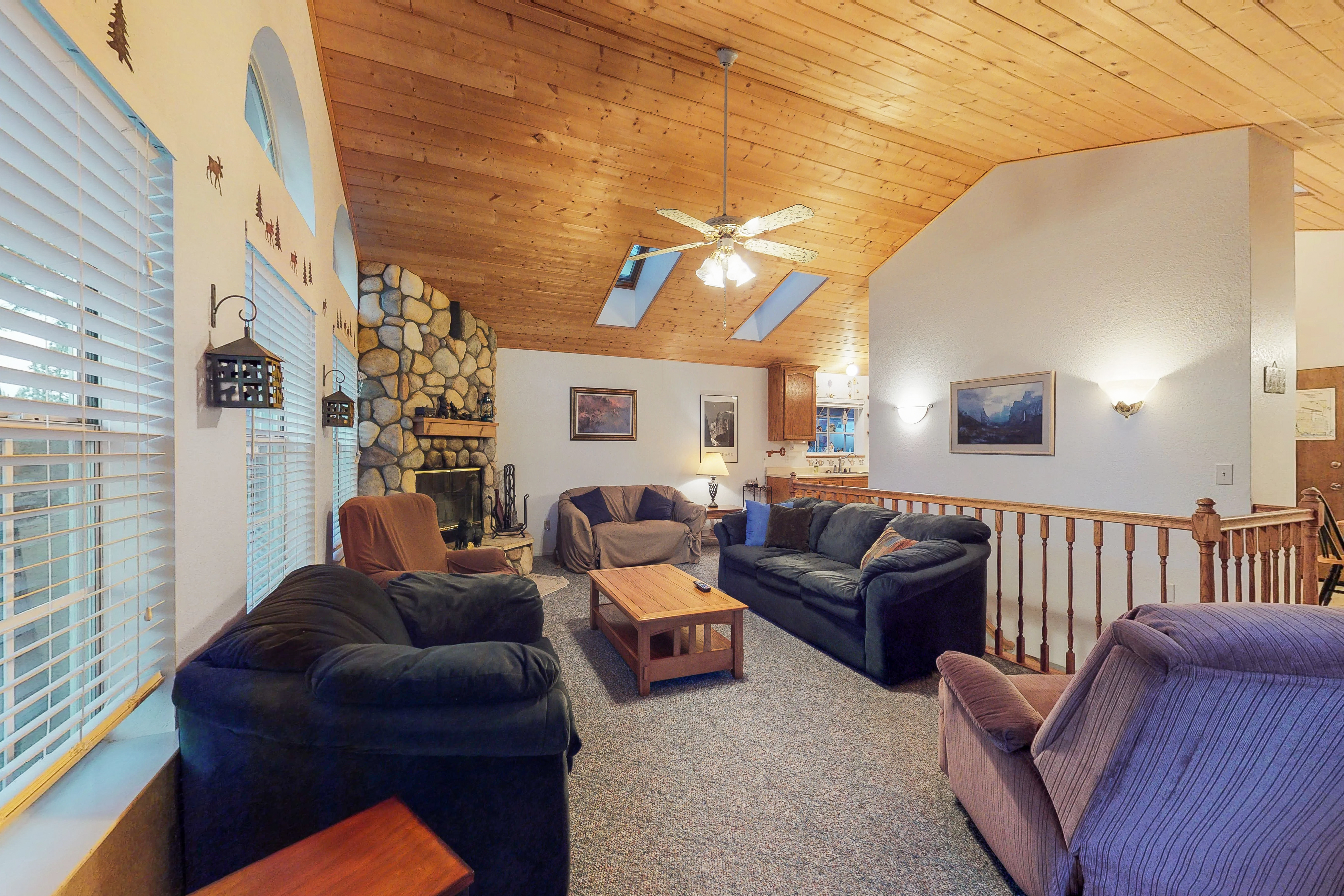 Yosemite Area Home 984630