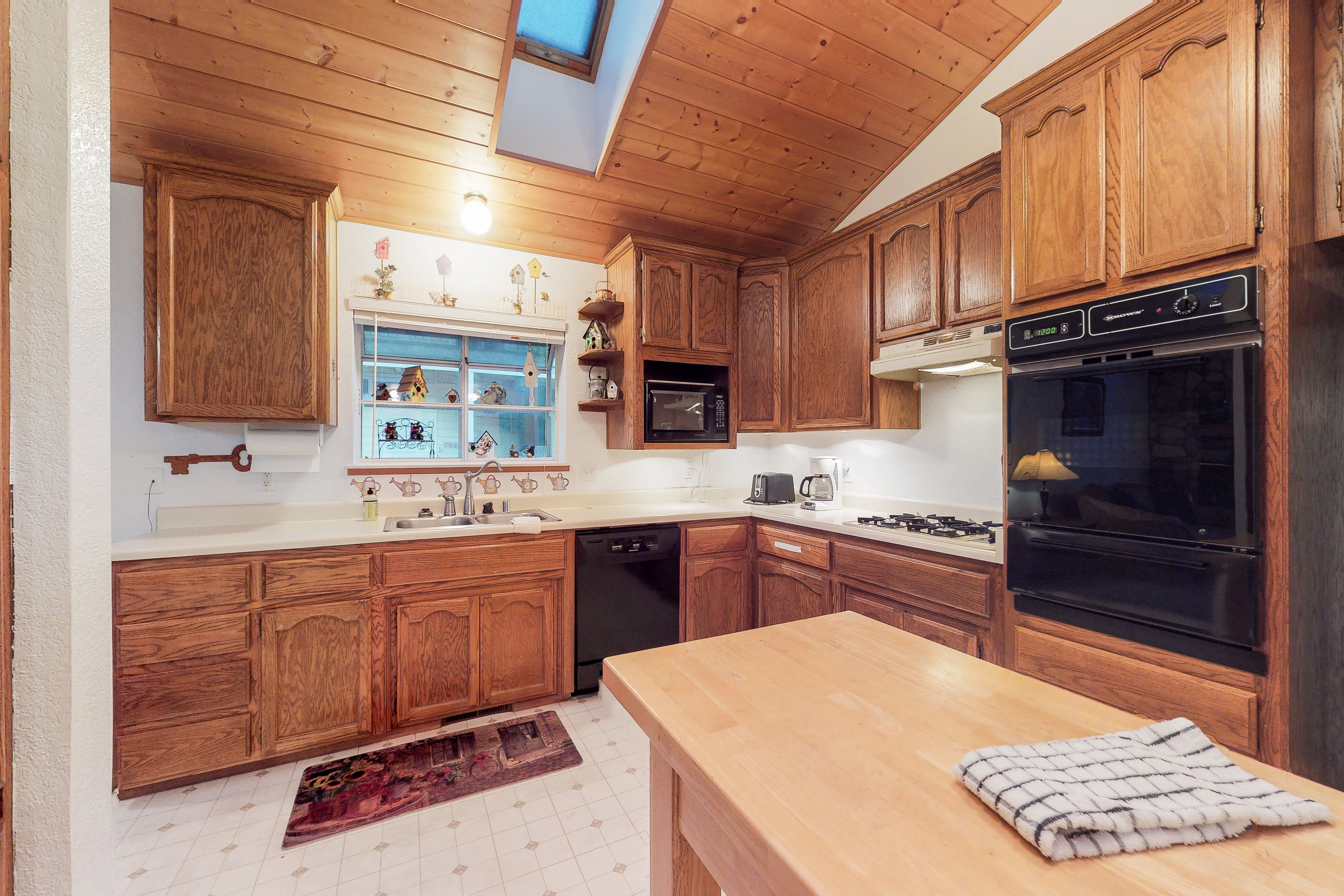 Yosemite Area Home 984630