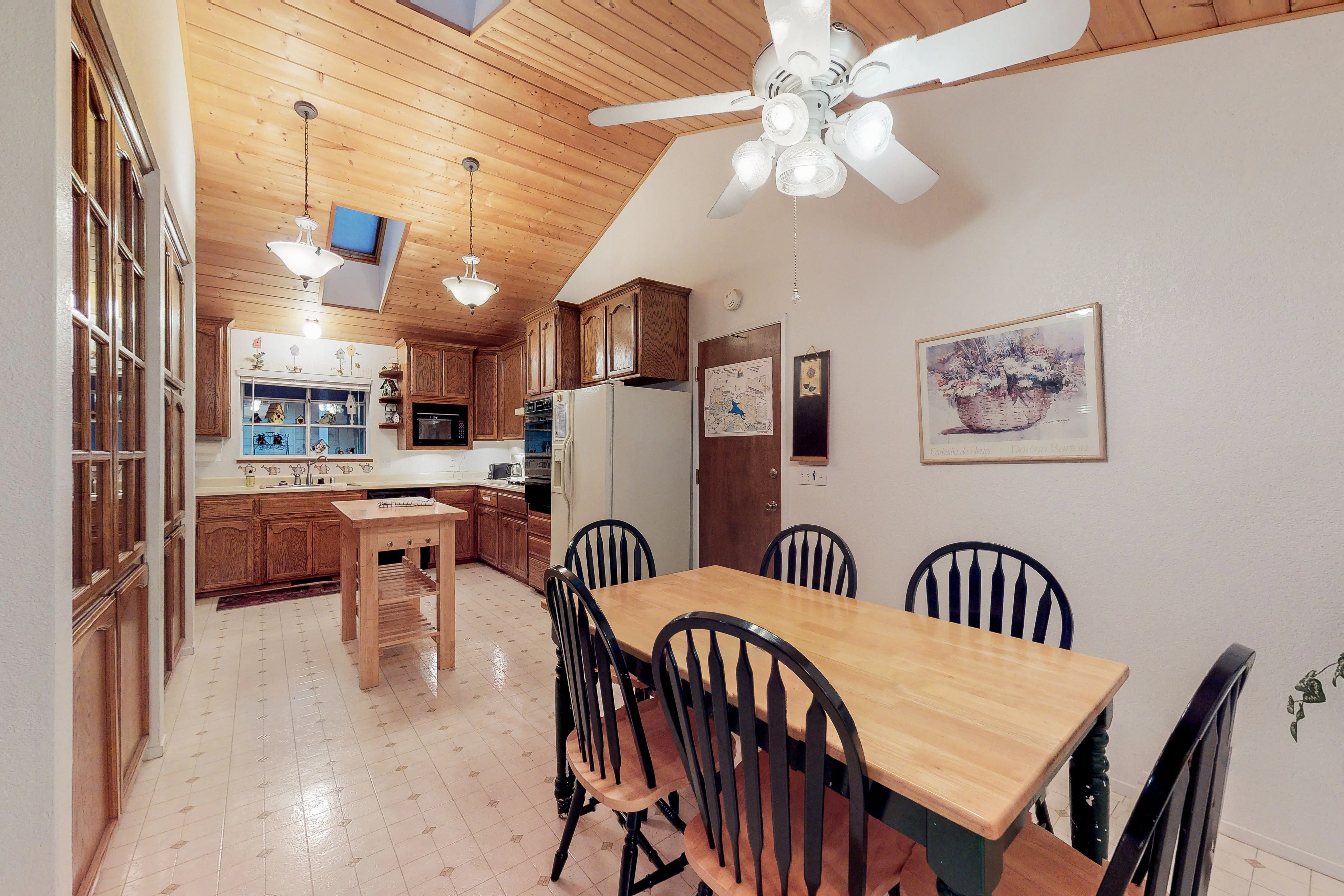Yosemite Area Home 984630