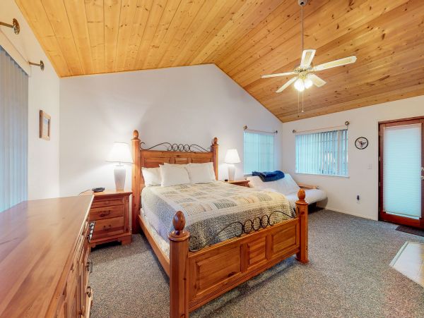 Yosemite Area Home 984630