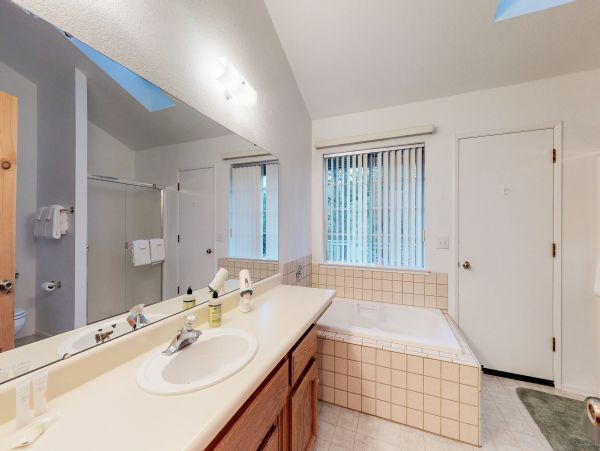 Yosemite Area Home 984630