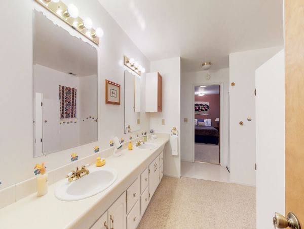 Yosemite Area Home 984630