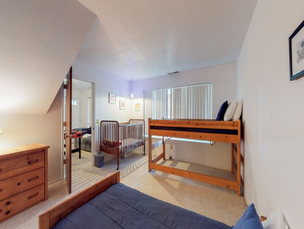 Yosemite Area Home 984630