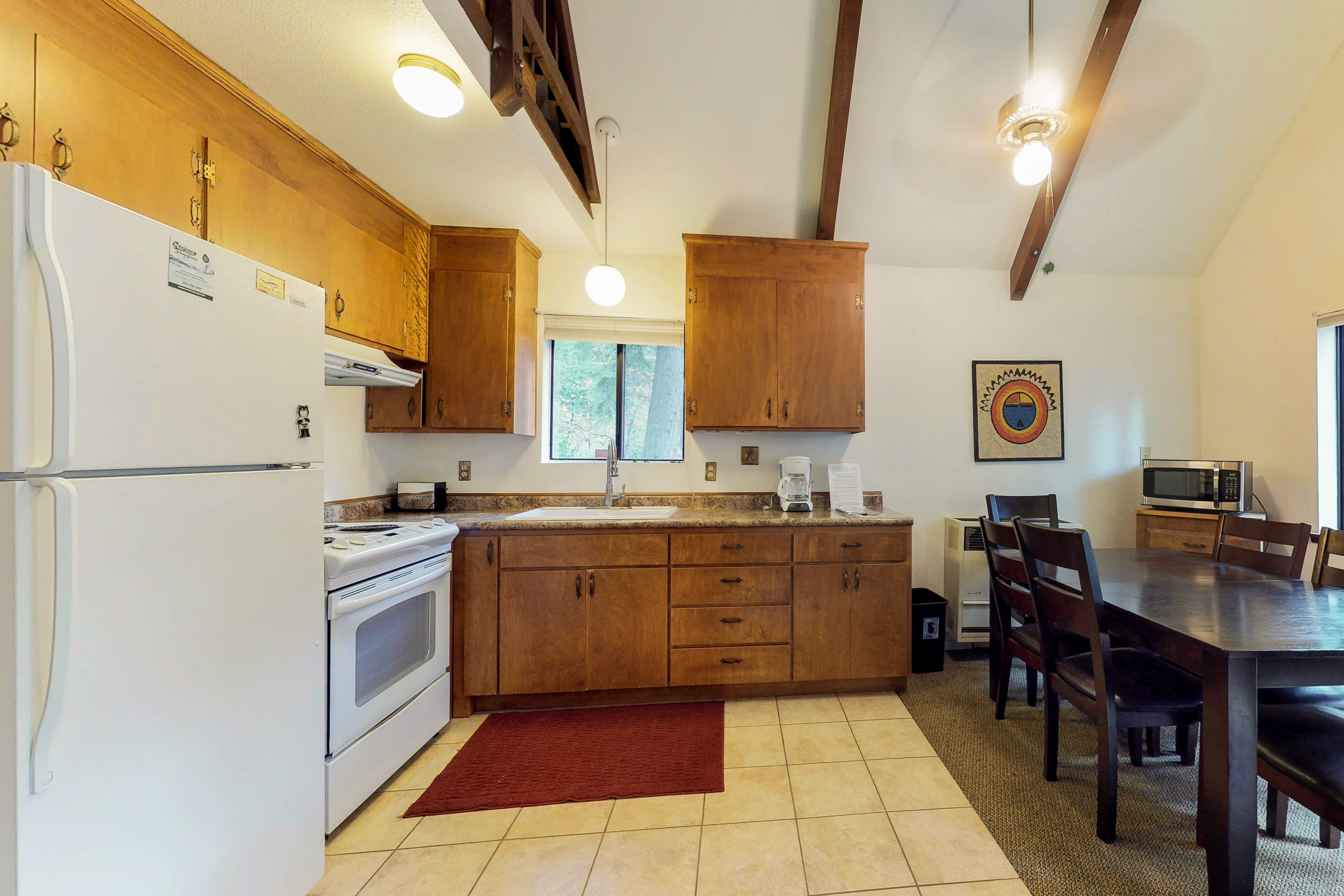 Yosemite Area Home 984631