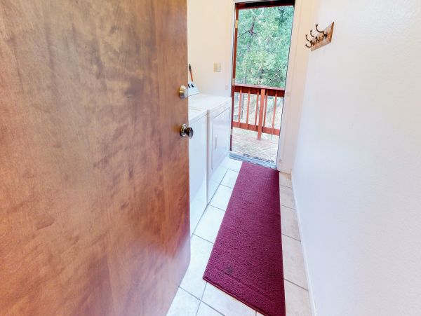Yosemite Area Home 984631