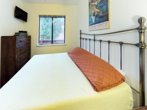 Yosemite Area Home 984631