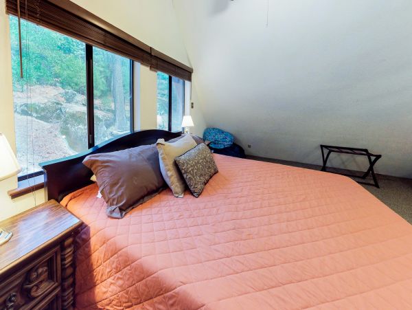 Yosemite Area Home 984631