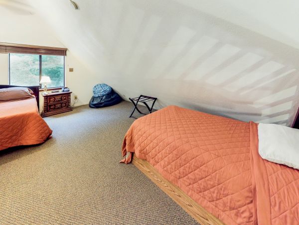 Yosemite Area Home 984631