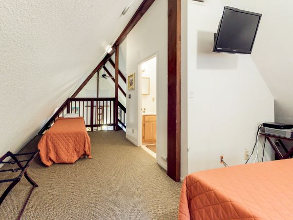 Yosemite Area Home 984631