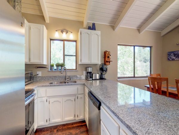 Yosemite Area Home 984632