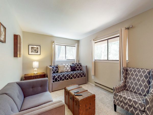 Yosemite Area Home 984632