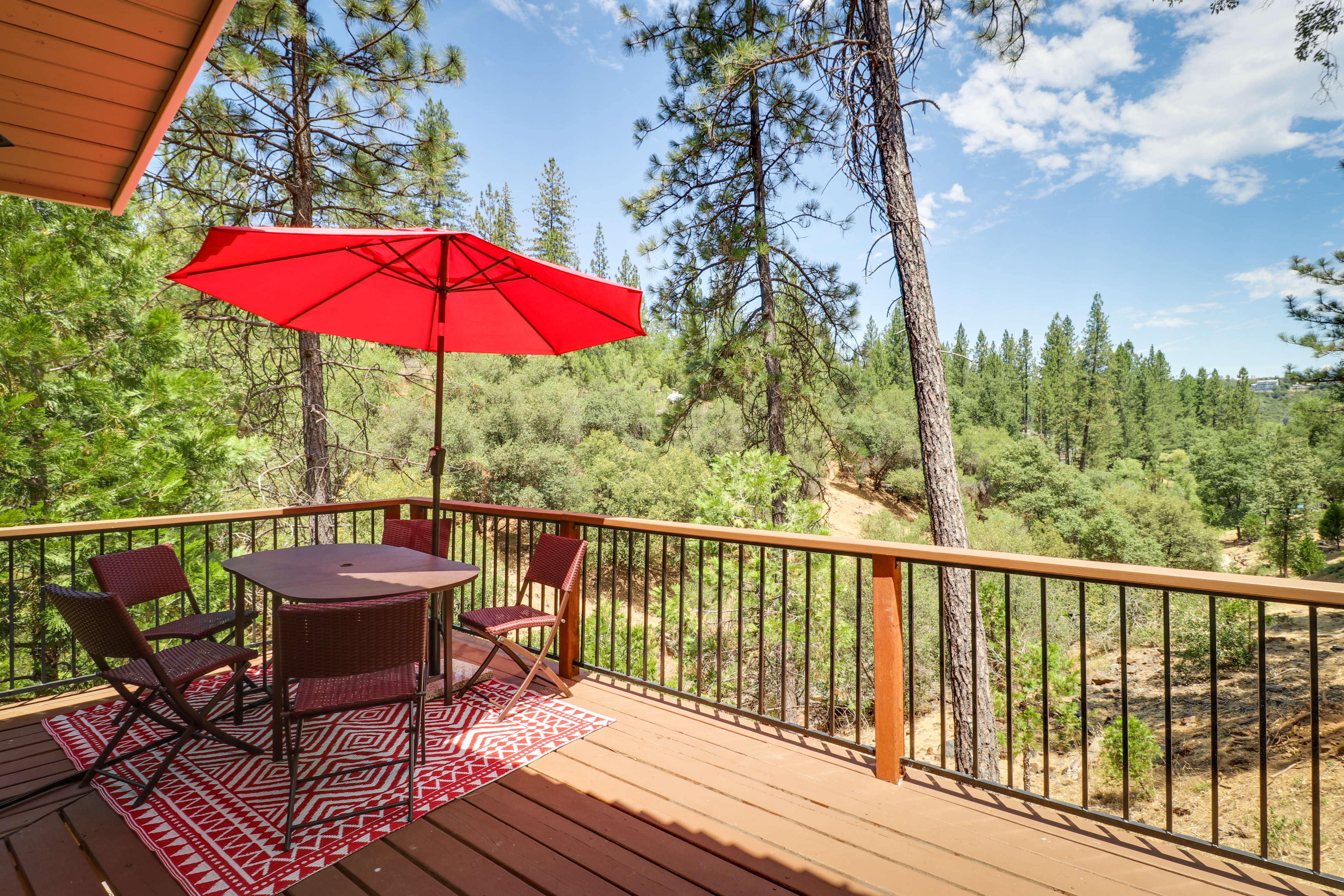 Yosemite Area Home 984632