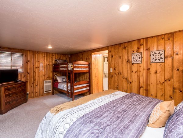Yosemite Area Home 984633