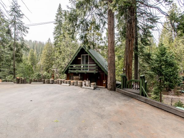 Yosemite Area Home 984633