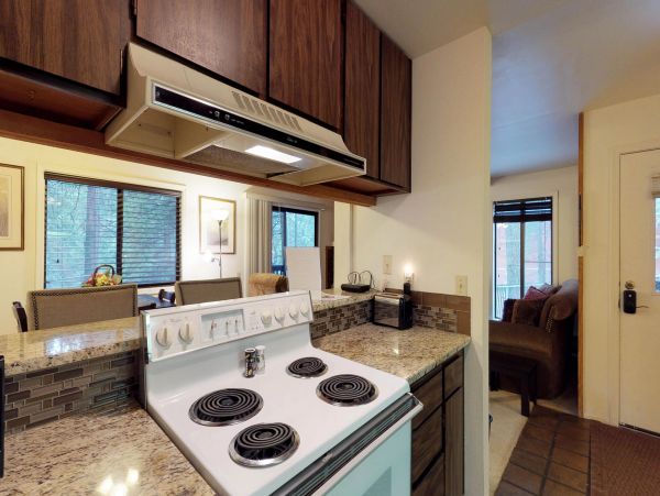 Yosemite Area Home 984635