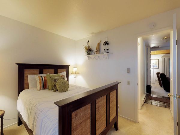 Yosemite Area Home 984635