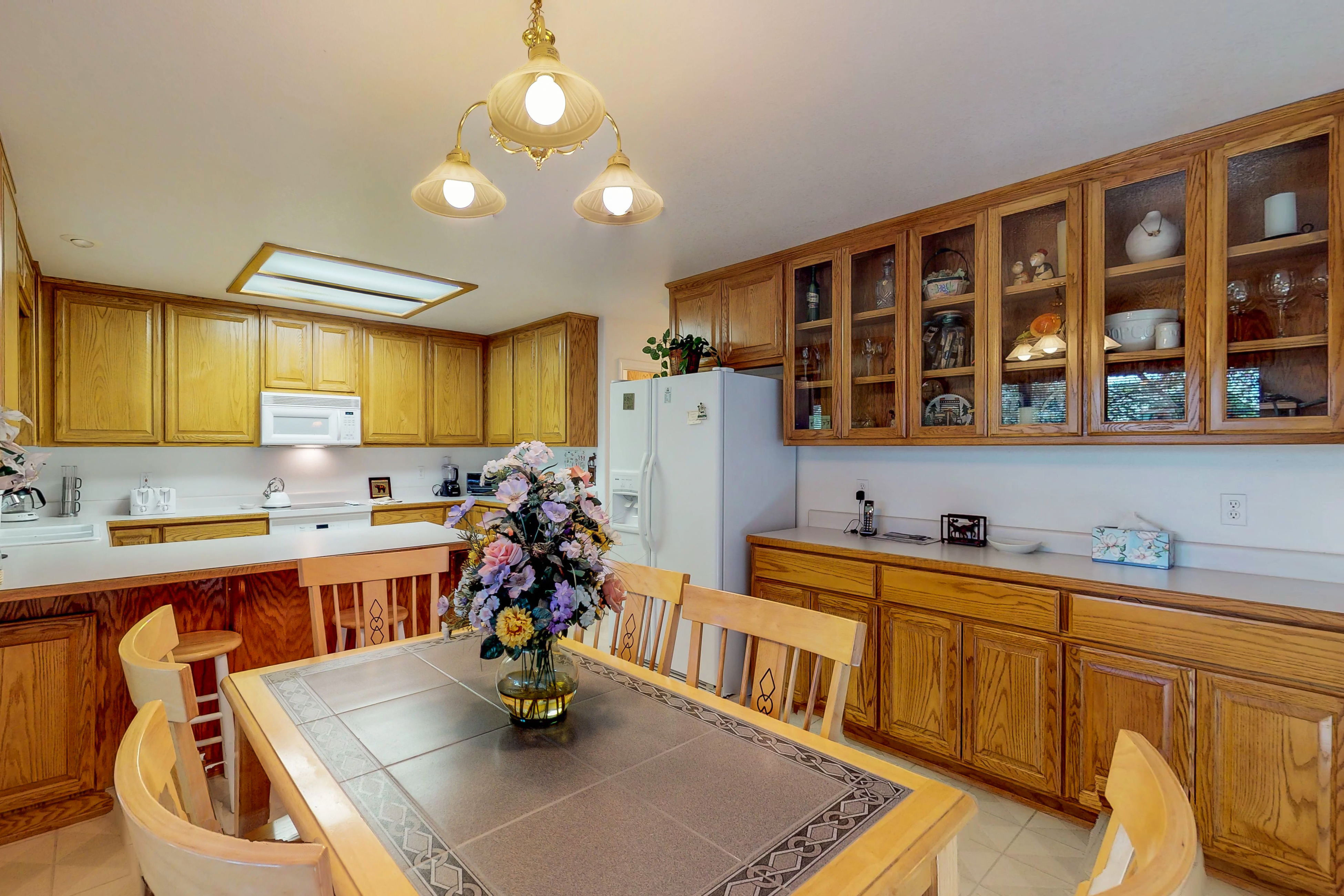 Yosemite Area Home 984636