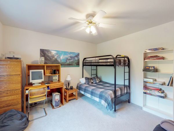 Yosemite Area Home 984636