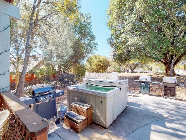 Yosemite Area Home 984636