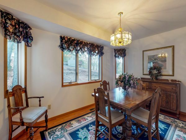 Yosemite Area Home 984637