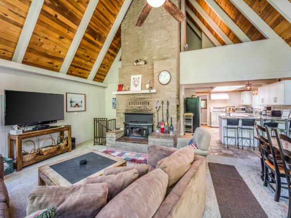Yosemite Area Home 984638