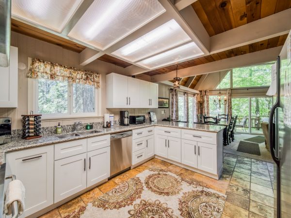 Yosemite Area Home 984638