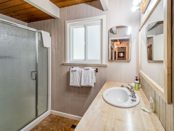 Yosemite Area Home 984638