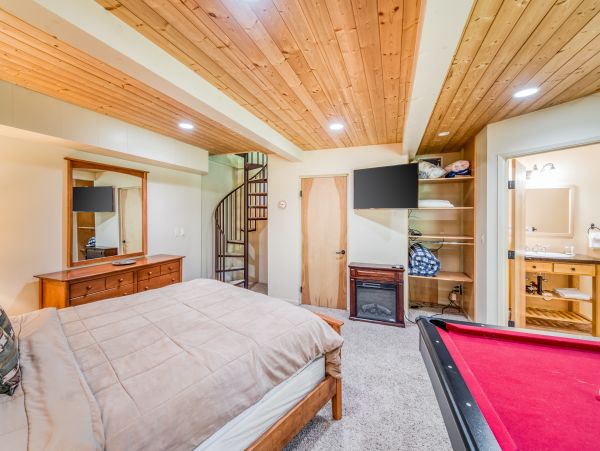 Yosemite Area Home 984638