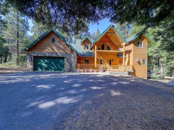 Yosemite Area Home 984639