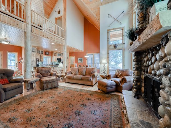 Yosemite Area Home 984639