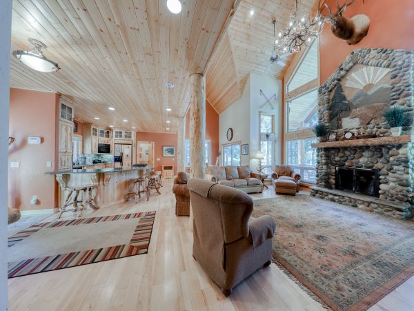 Yosemite Area Home 984639