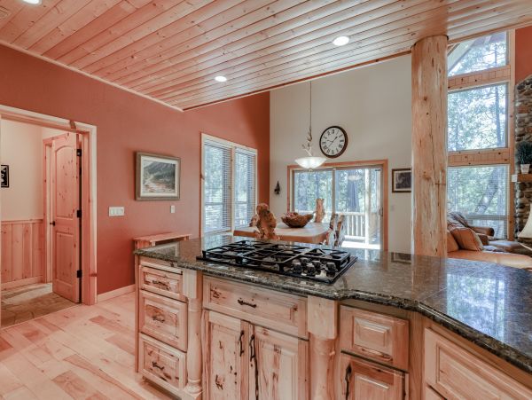 Yosemite Area Home 984639