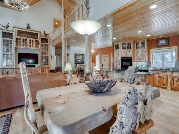 Yosemite Area Home 984639