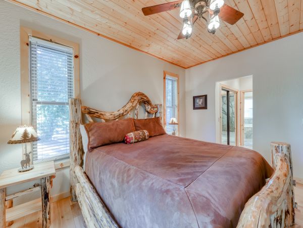 Yosemite Area Home 984639
