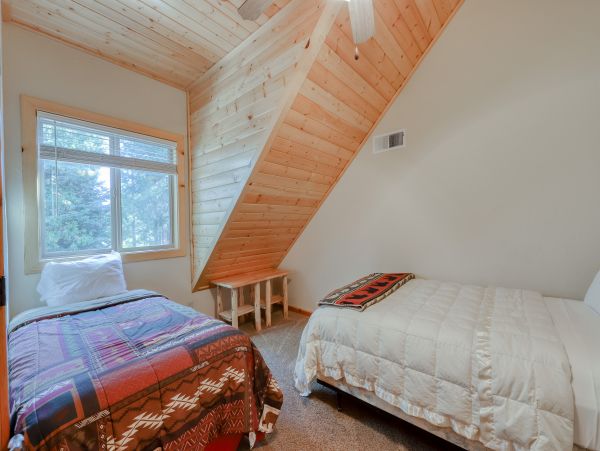 Yosemite Area Home 984639