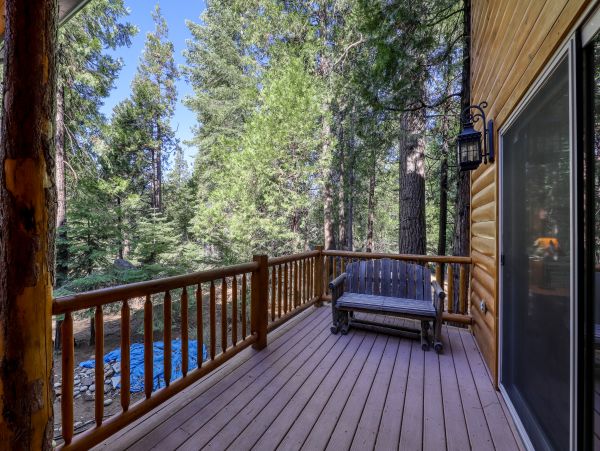 Yosemite Area Home 984639