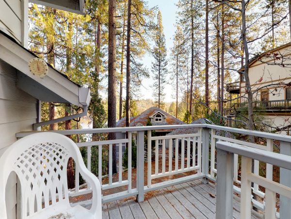 Yosemite Area Home 984640