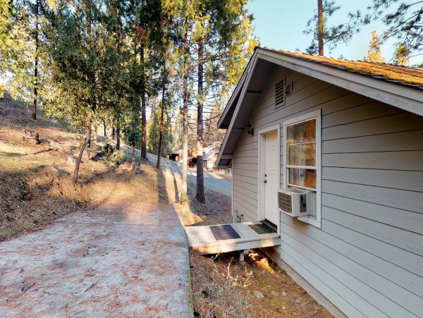 Yosemite Area Home 984640