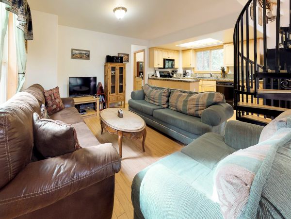 Yosemite Area Home 984641