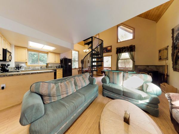 Yosemite Area Home 984641