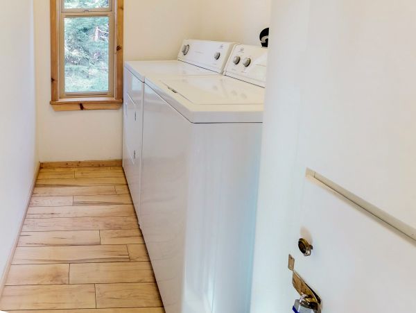 Yosemite Area Home 984641