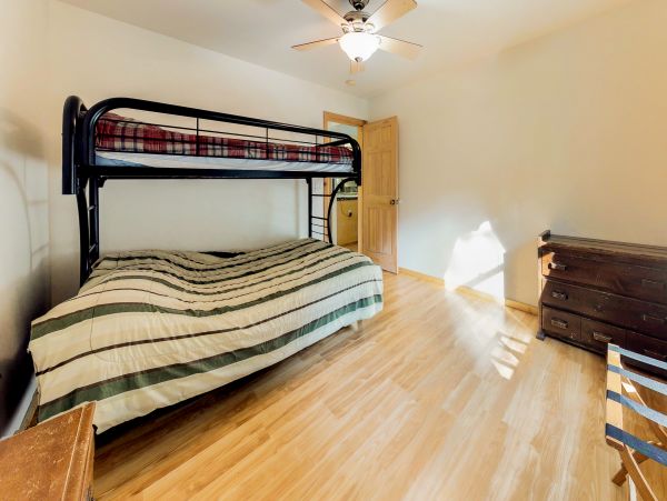 Yosemite Area Home 984641