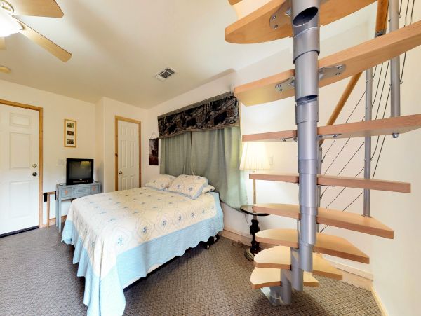 Yosemite Area Home 984641