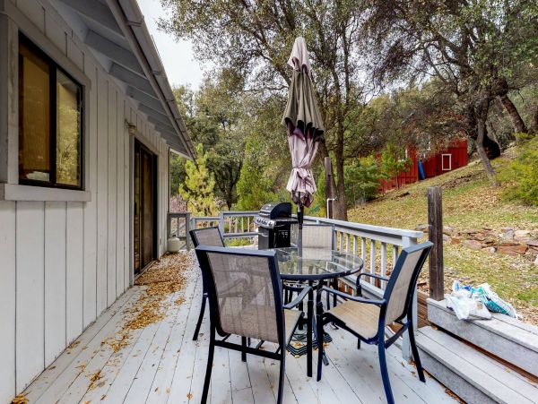 Yosemite Area Home 984642