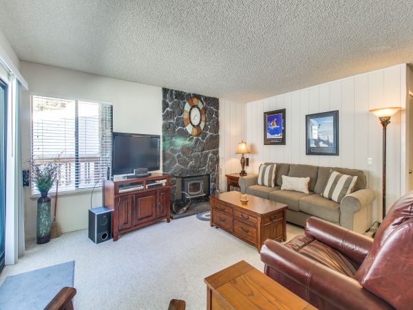 Yosemite Area Home 984643
